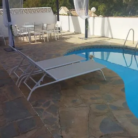Tropical Gæstehus Benalmádena