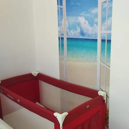 Tropical בנאלמדנה